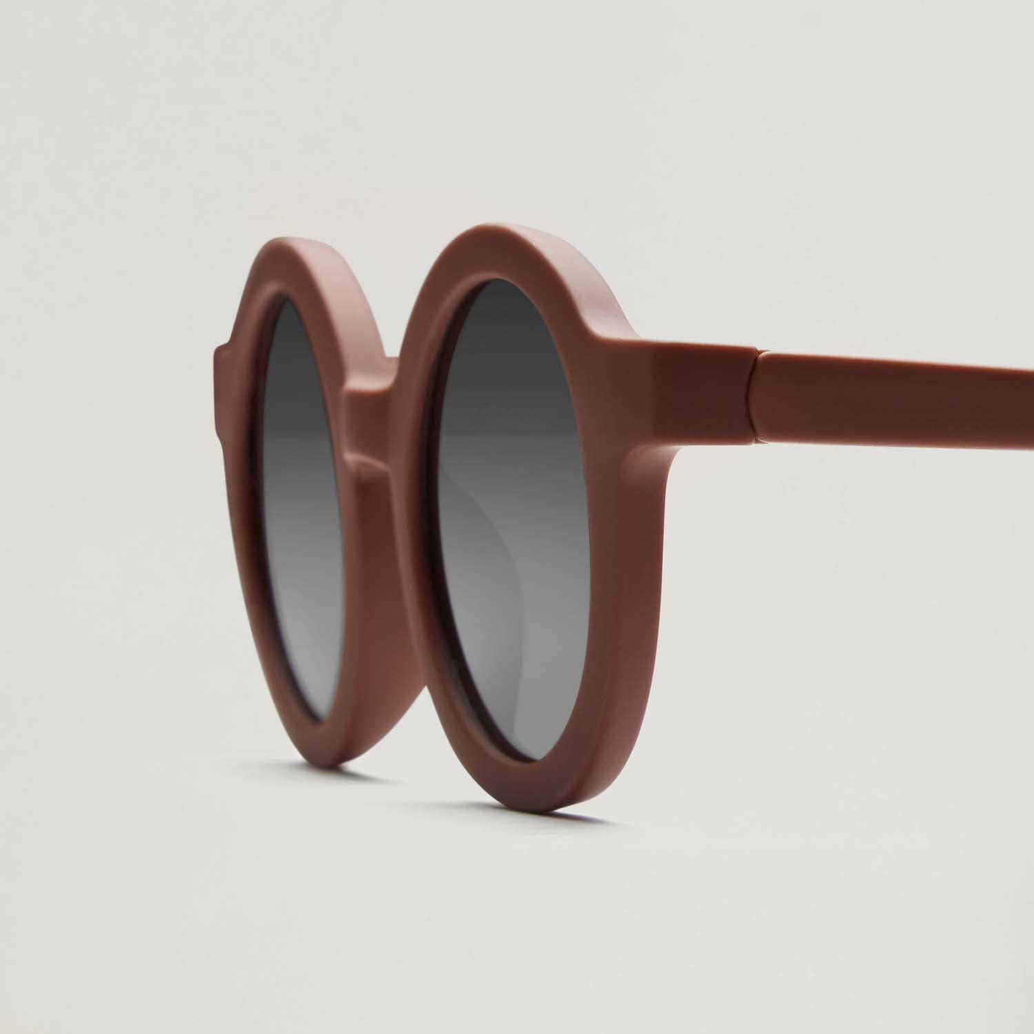 BabyMocs – Lunettes de Soleil MARRON Souples et Flexibles ☀️