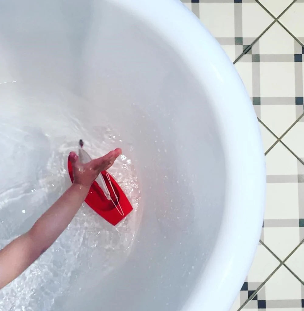 Le Bachi Rouge - Jouet de bain - MAISON TIROT