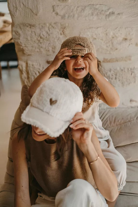 Casquette adulte mi-saison LOVE Blanc