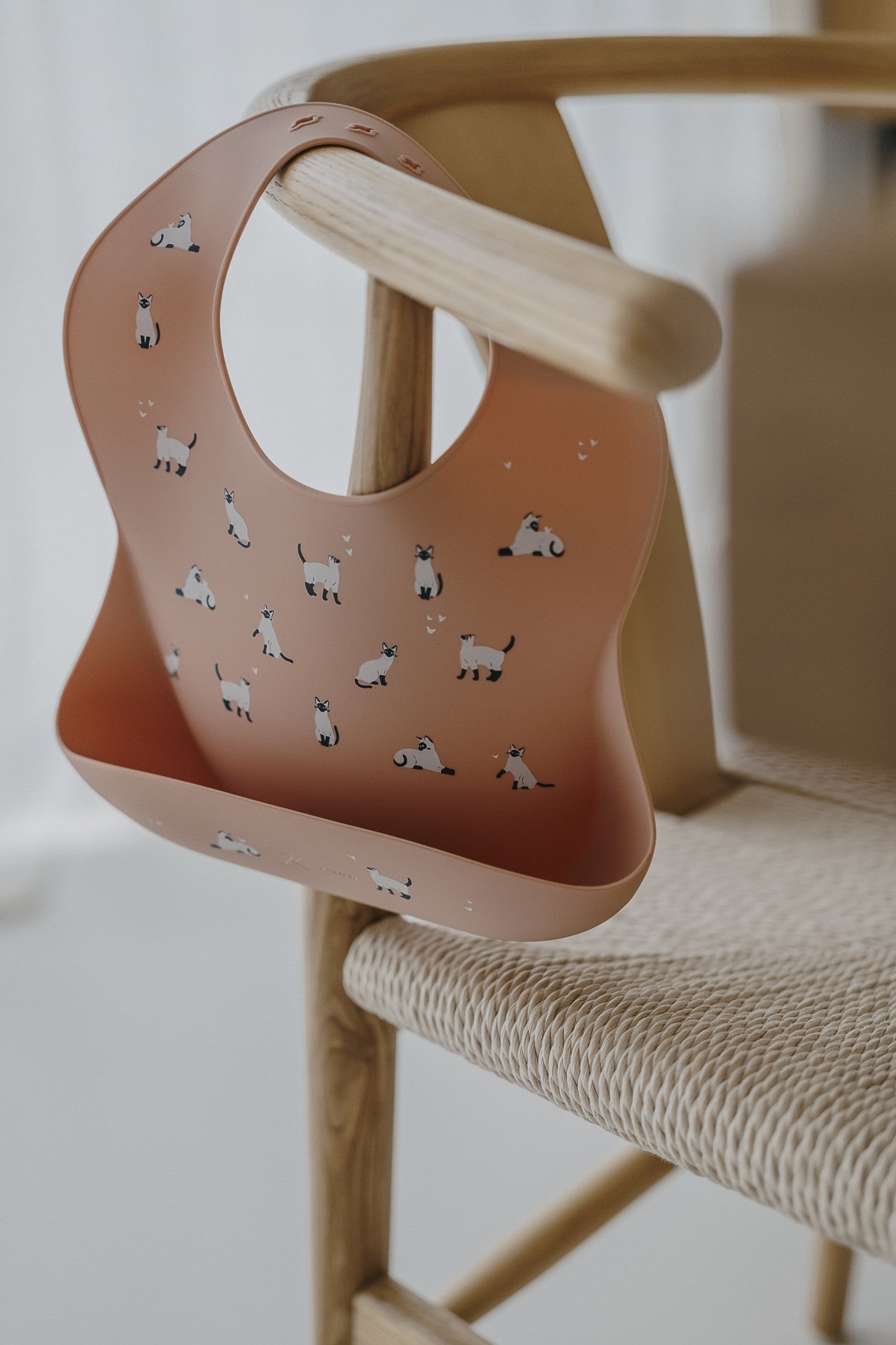 Bavoir en silicone - Minouche Rose