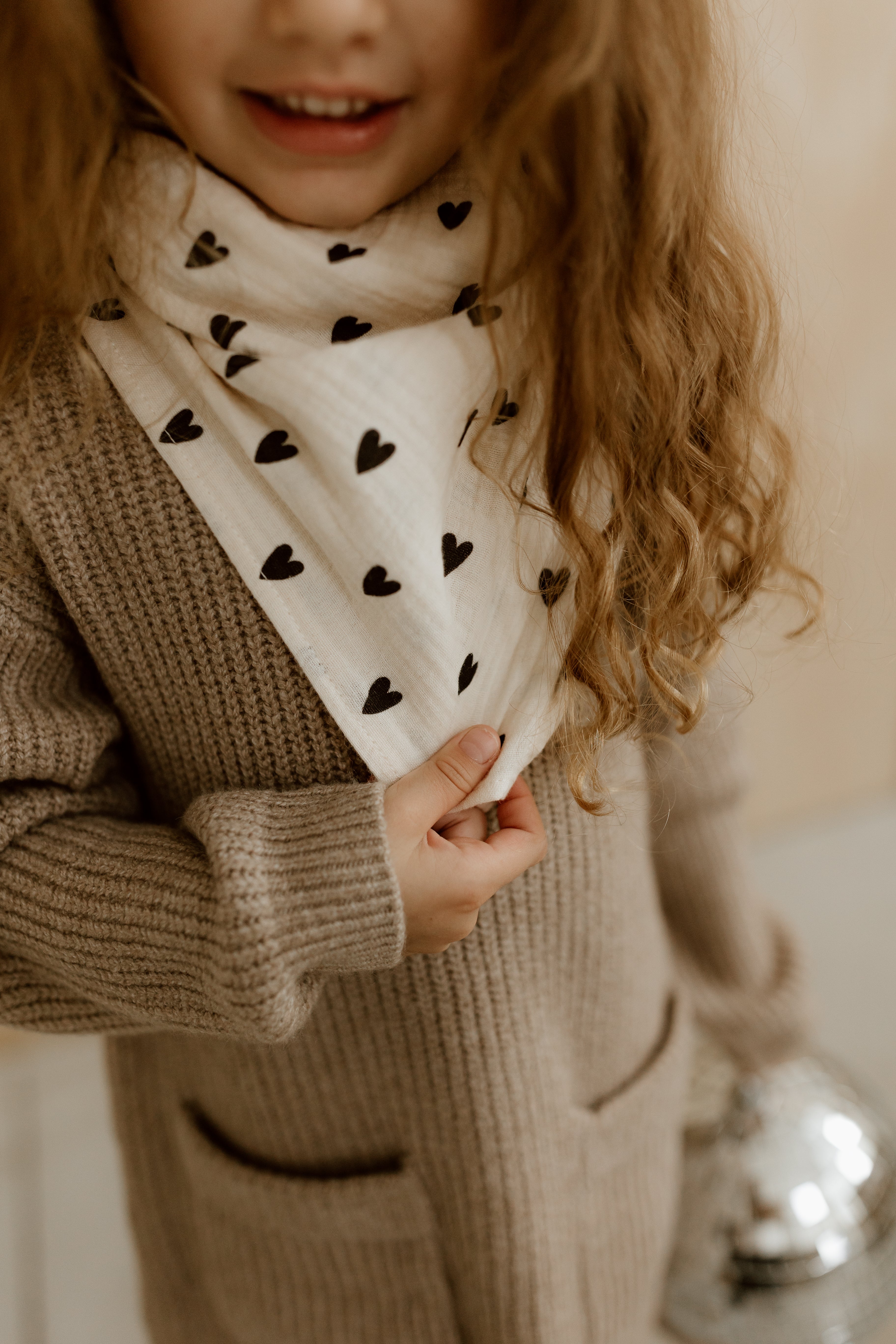 Foulard - Gaze Beige cœurs noirs